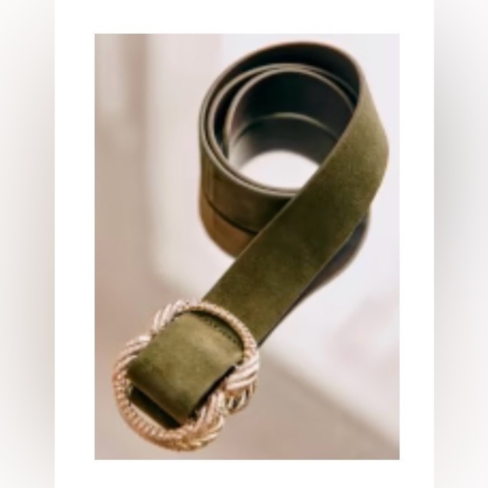Sezane Khaki Belt with Elegant Gold Buckle